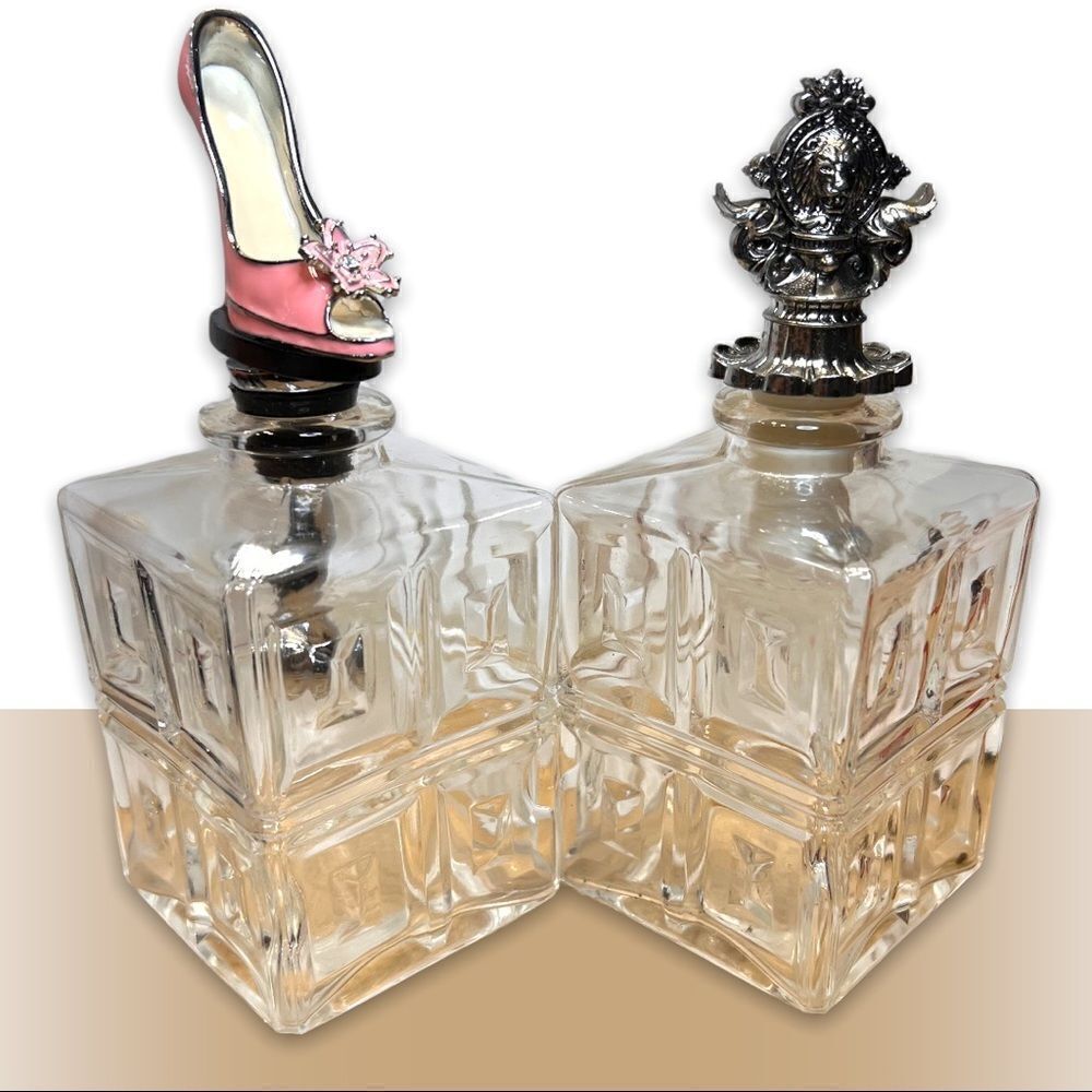 Decanter Lot with Runway Shoe Wine Stop-